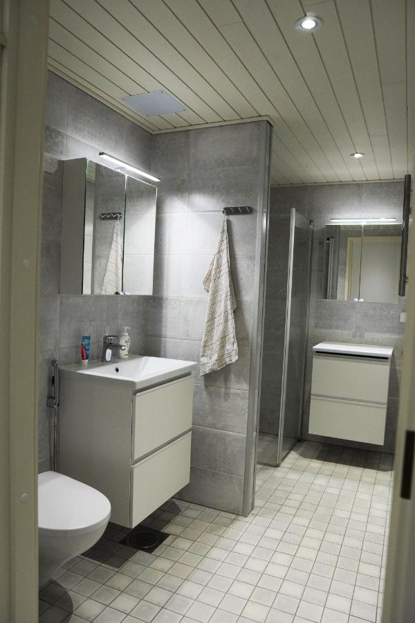 Two Bedrooms,Dining Area And Bathroom With Private Entrance Kotka Buitenkant foto
