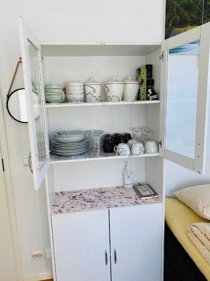 Two Bedrooms,Dining Area And Bathroom With Private Entrance Kotka Buitenkant foto
