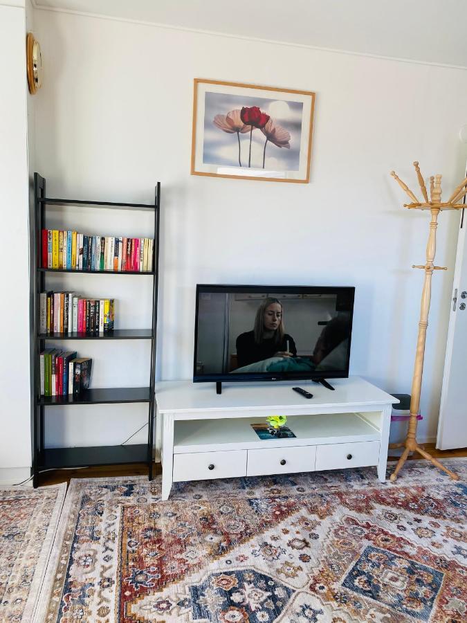 Two Bedrooms,Dining Area And Bathroom With Private Entrance Kotka Buitenkant foto